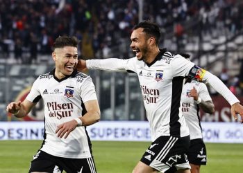 Colo Colo golea a Unión Española y toma ventaja en el liderazgo del campeonato nacional