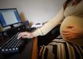 Ley permitirá a embarazadas teletrabajar durante un estado de excepción o alerta sanitaria