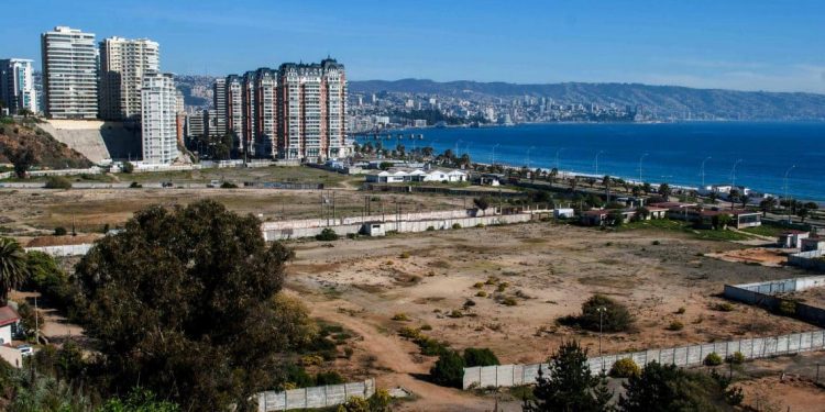 Mañana Comité de Ministros evaluará proyecto inmobiliario Las Salinas: exseremi de Salud acusa que medidas de saneamiento «no se cumplieron»