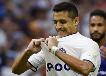 Alexis Sánchez se suma a la «Roja» para amistosos en Europa