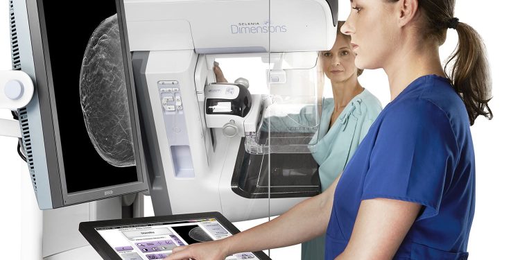 Cobertura GES: solicitan mamografías gratuitas una vez al año