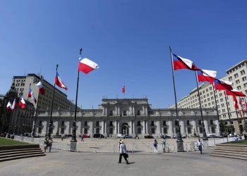 Confirman que cambio de gabinete será este martes tras resultado del Plebiscito