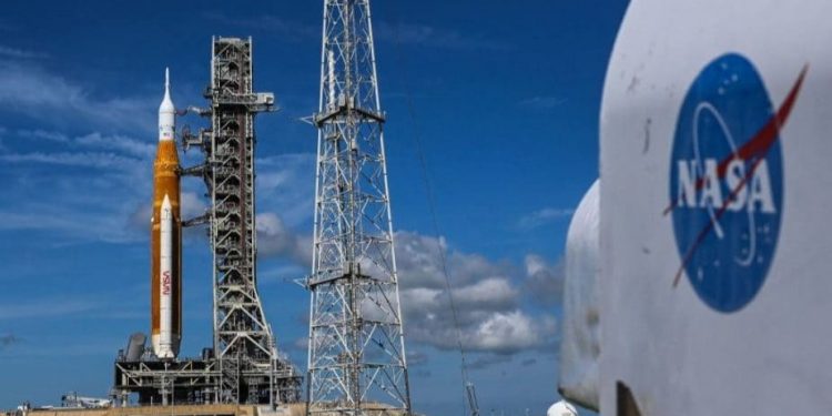 NASA aplaza por segunda vez despegue de Artemis 1 por pérdida de combustible