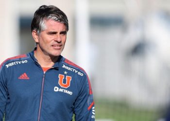 Último minuto / Azul Azul decide poner fin al ciclo de Diego López en Universidad de Chile
