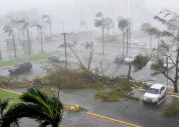 Gobernador de Florida califica de «histórico» el impacto del huracán Ian y reporta dos muertos