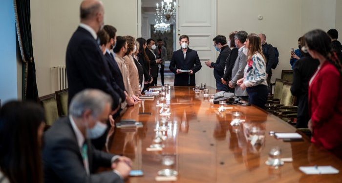 Inician diálogo en el Senado para dar continuidad al proceso constituyente