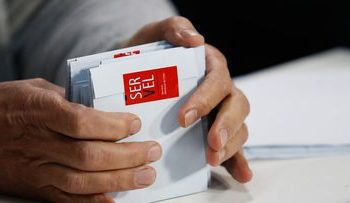 Opción Rechazo supera ampliamente al Apruebo: 62,20 % contra 37,80 % con 72,20 % de las mesas escrutadas