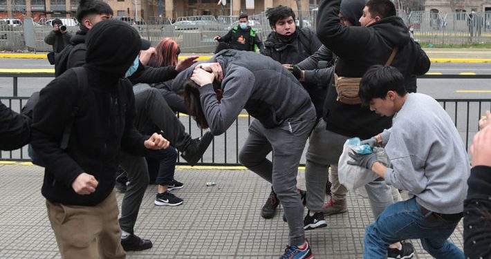 Tribunal decreta arresto domiciliario nocturno para los cuatro detenidos por agredir al hermano del Presidente