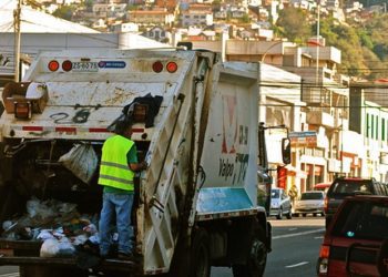 Derechos de aseo municipal: a tercer trámite proyecto que otorga facilidades para el pago