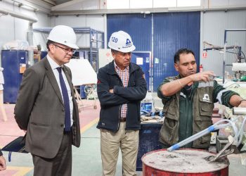 UV y Asmar Valparaíso firman convenio para  fortalecer ámbitos industrial, marítimo y portuario