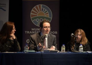 Con gran éxito se realizó seminario que congregó a alcaldes y concejales para conocer los alcances del dictamen que regula los contratos a honorarios