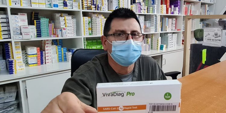 Farmacias comunales de Quillota y San Pedro cuentan con test de antígeno para la detección de Covid-19