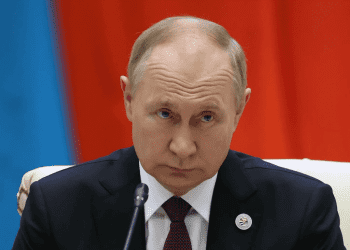 Putin encarga al Servicio de Seguridad reforzar la protección del puente de Crimea