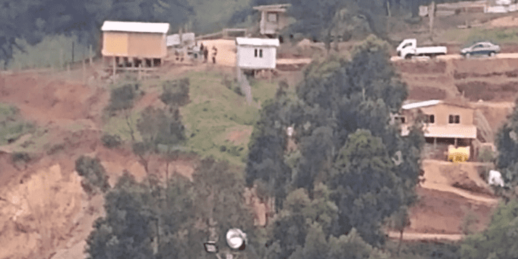 Juzgado de Garantía de Viña del Mar determina el desalojo de viviendas construidas en un terreno tomado en Reñaca Alto