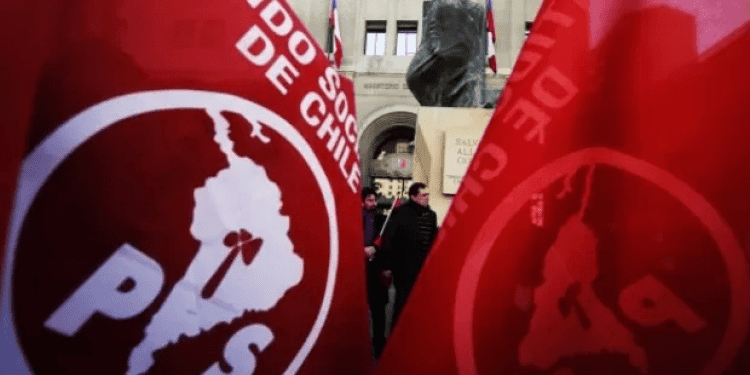 Partido Socialista acusa «uso político» de grupos ultraconservadores ante actos vandálicos durante conmemoración de Estallido Social