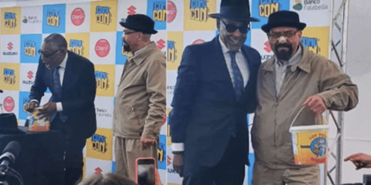 Walter White chileno sorprende a Giancarlo Esposito en plena conferencia de Comic Con 2022