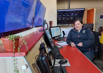 Bomberos de Quintero ahora cuenta con uno de los sistemas de comunicaciones más modernos de la región