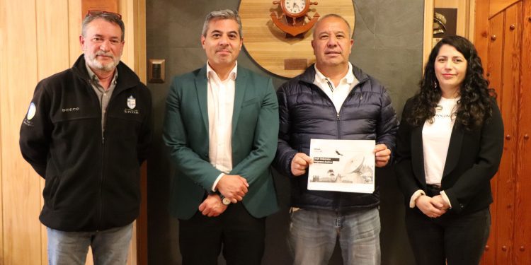 Nuevo director regional de Corfo se reunió con el alcalde de Quintero para presentar el programa Acelera 