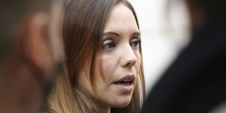 Diputada Camila Flores y proyecto de ley para legalizar aborto sin causales: «El Gobierno sigue sin entender cuáles son las preocupaciones de los chilenos»