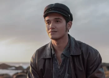 «Ardiente paciencia», la primera película chilena de Netflix, se estrena el 7 de diciembre por streaming