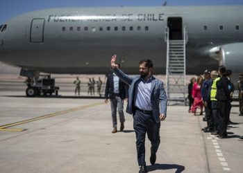 Presidente Boric instruye expulsión de inmigrantes que agredieron a Carabineros: «Este tipo de acciones no las vamos a tolerar»