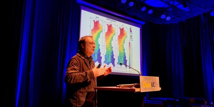 «Crisis hídrica: de los lamentos a la acción», es el llamado de especialistas en conferencia Construyendo Región 2022