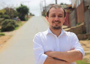 Diputado Cuello denuncia graves abusos laborales en la empresa Viña Bus:&nbsp;«Los conductores están pagando por trabajar de 12 a 14 horas diarias»