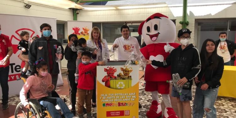 Teletón, Ministerio del Medio Ambiente y Bilz y Pap lanzan desafiante tarea de reciclaje de botellas