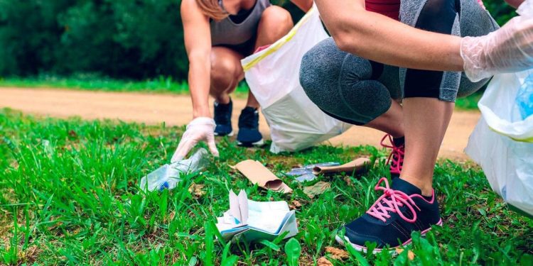 PUCV reunirá a jóvenes y adultos senior en Plogging por el medioambiente