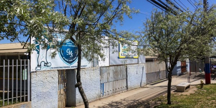 Municipio trabaja en nueva infraestructura de seguridad para Liceo Óscar Marín de Forestal