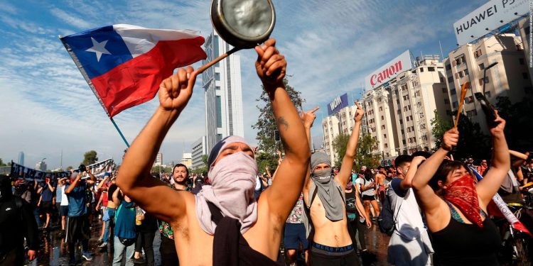 Opinión / Reflexión sociológica a propósito de la crisis