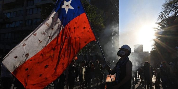 El 58 % de los ciudadanos cree que las movilizaciones trajeron efectos negativos para el país y un 83 % considera que no se avanzó en solución de demandas sociales