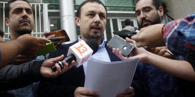 ￼Diputado Cuello emplaza a Von Appen: «Fueron los abusos y los privilegios de las grandes empresas los que provocaron la aguda crisis social»