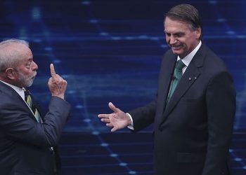 Elecciones en Brasil / Sondeo a tres días del balotaje: Lula 49 % y Bolsonaro 44 %