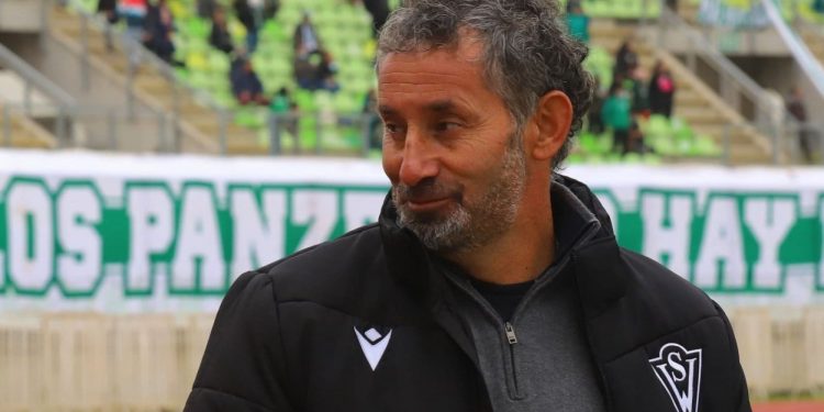 Aseguran que Miguel Ponce no seguirá en la banca de Santiago Wanderers