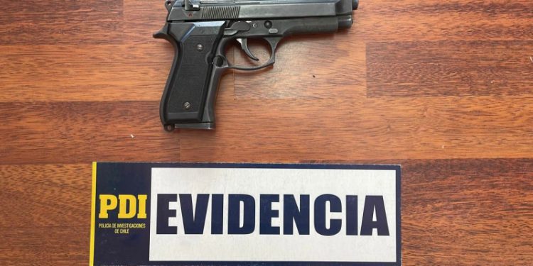 Asaltante de 15 años es detenido portando arma de fuego en Viña del Mar