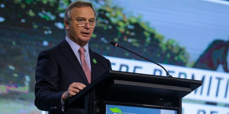 Presidente de la Sociedad Nacional de Agricultura pide deponer paro camionero