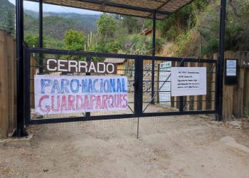 Parque la Campana cerrado por socavón y paro de guardaparques