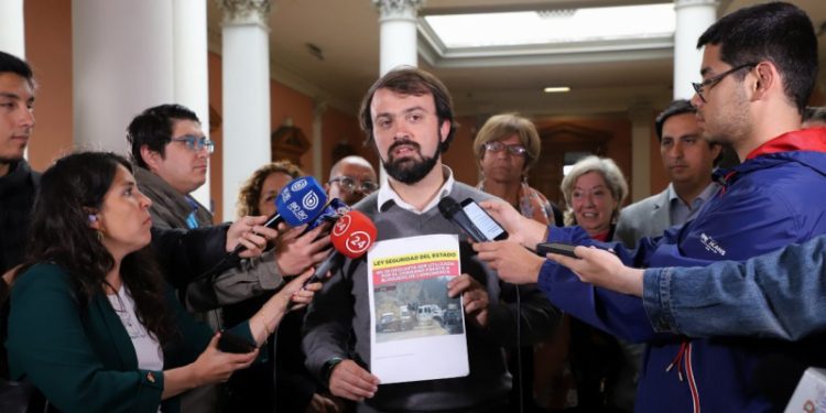 Alcalde de Valparaíso interpondrá recurso de protección para despejar Ruta 68