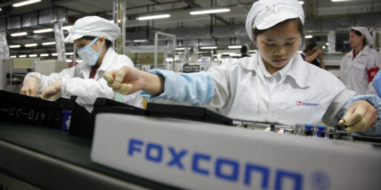 Violentas protestas en principal fábrica de Iphones en China