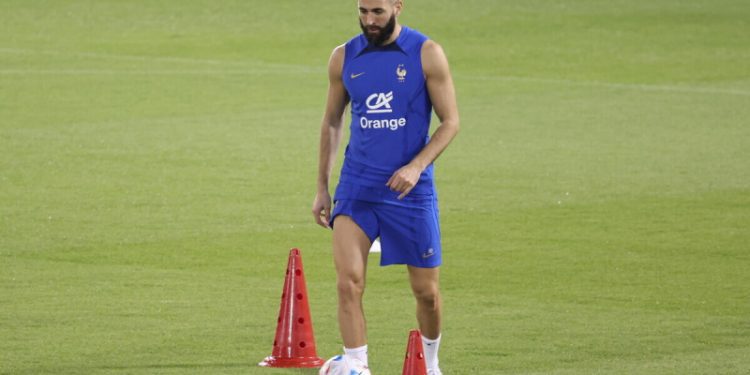 Francia pierde a su goleador estrella: Benzema se queda fuera del Mundial por lesión