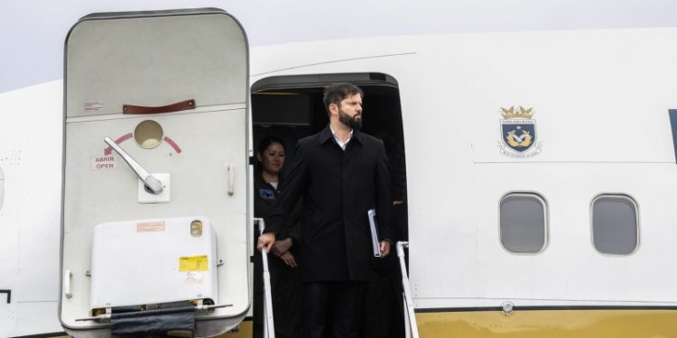 Presidente Boric por atentados en La Araucanía: «Son unos cobardes y los vamos a perseguir»