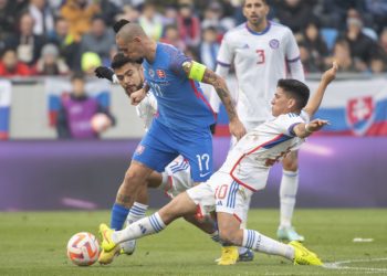 Chile no pudo romper la resistencia de Eslovaquia: 0-0