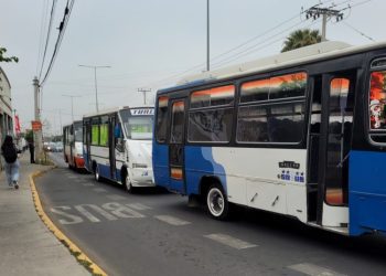 Comienza paro de microbuseros en Quillota