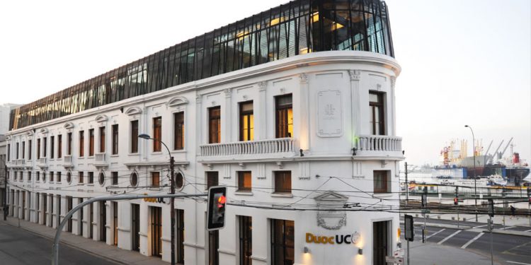 Centro de Extensión Duoc UC será escenario del Concierto Inaugural de Acéfalo Festival