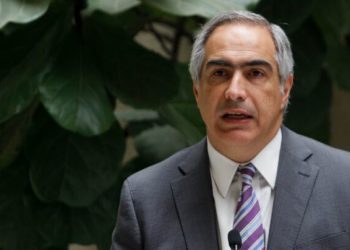 Caso bencina: Esposa de senador Chahuán aparece usando recursos fiscales