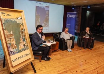 Allan Browne presenta nueva edición de su icónico afiche «Valparaíso»