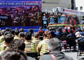 Esval reitera su llamado a aportar a Bomberos a través de las cuentas de agua 