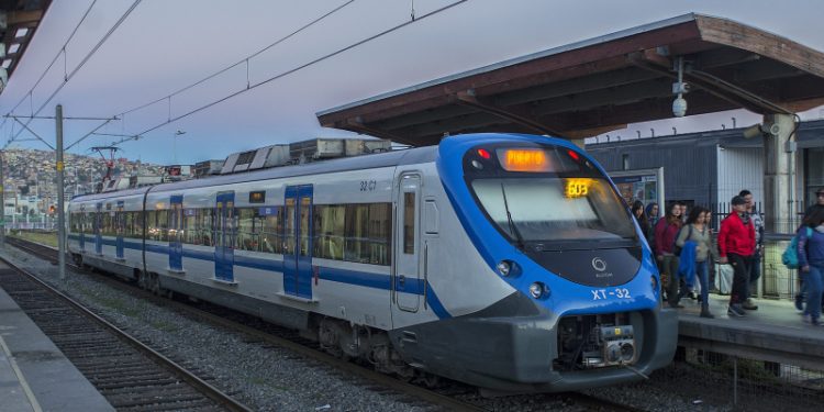 Subsidio a transporte público en regiones aumentaría 75%