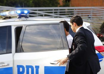 ￼PDI detiene a autor de robo con intimidación perpetrado a local comercial de Playa Ancha